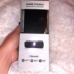 🔥HOST PICK 🔥 NWT! Bluetooth Speaker Battery Powered